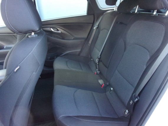 HYUNDAI I30 SW I30 diesel-019.jpg